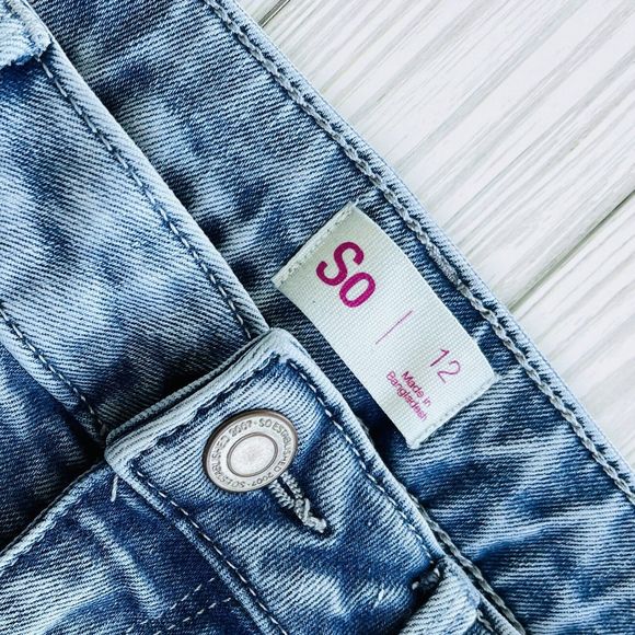 Girls size 12 SO Skinny Jeans and 10/12 Blue Swirl Wonder Nation Top. EUC - Picture 6 of 8